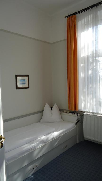 Hotel Fortuna ゼーバート・ヘリングスドルフ 部屋 写真
